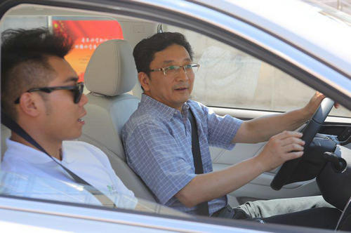 南京市民新能源汽车科普周成功在我馆举办