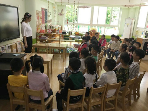 我馆面向幼儿教师开展地震逃生技能培训