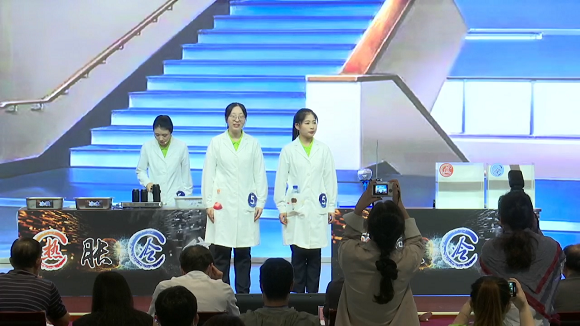 南京科技馆选手在“江苏省第三届科技馆辅导员大赛”中喜获一、二等奖