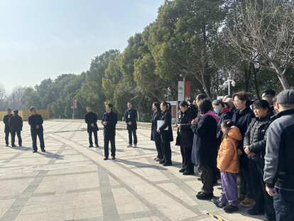 我馆组织开展春节前消防演练